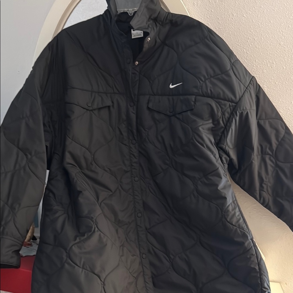 ♥️Nike Women's Black Quilted Trench Jacket♥️